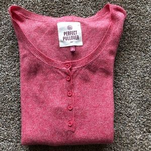 Long Sleeve So Pullover Size XL